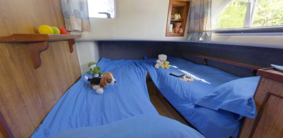 Le Boat Royal Classique - Boatscribe.com