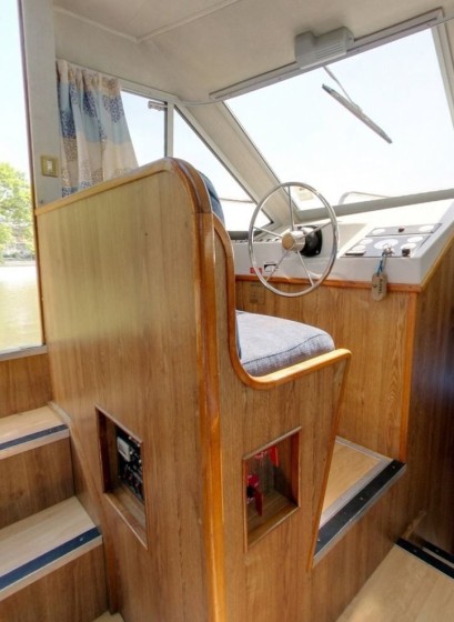 Le Boat Royal Classique - Boatscribe.com