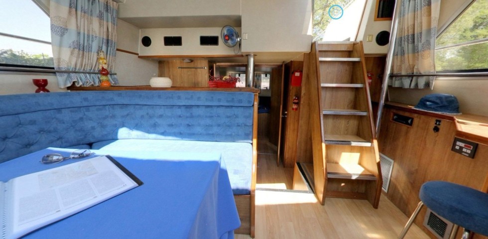 Le Boat Royal Classique - Boatscribe.com