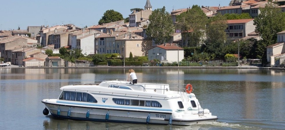 Le Boat Salsa A - Boatscribe.com