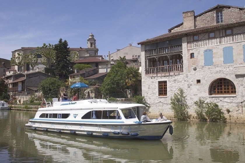 Le Boat Salsa B - Boatscribe.com