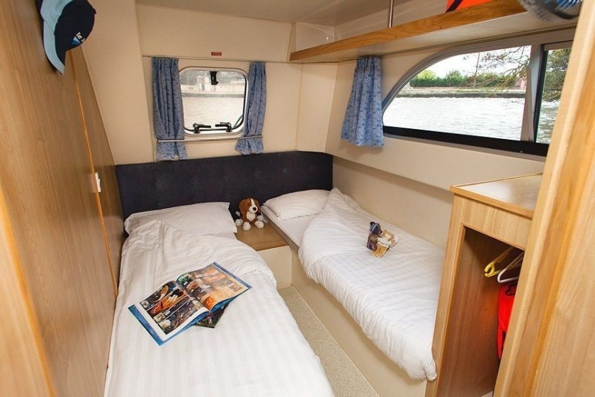 Le Boat Salsa B - Boatscribe.com