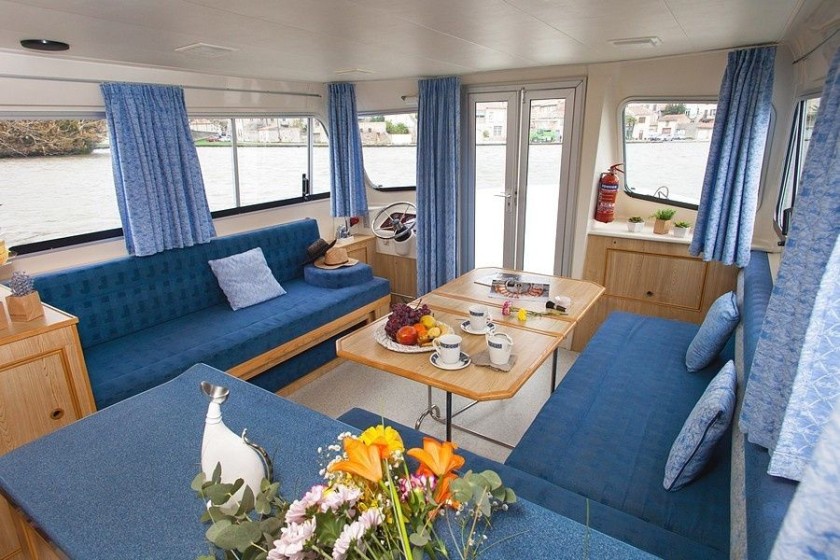 Le Boat Salsa B - Boatscribe.com