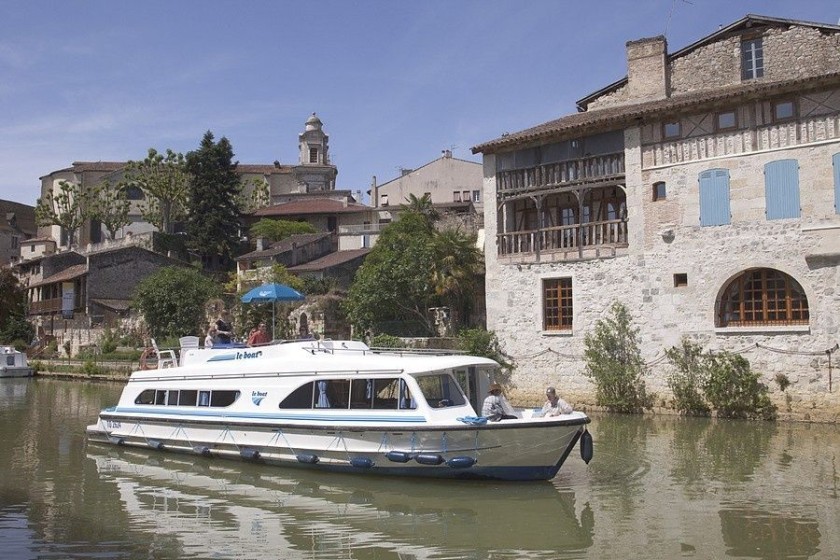 Le Boat Salsa B - Boatscribe.com