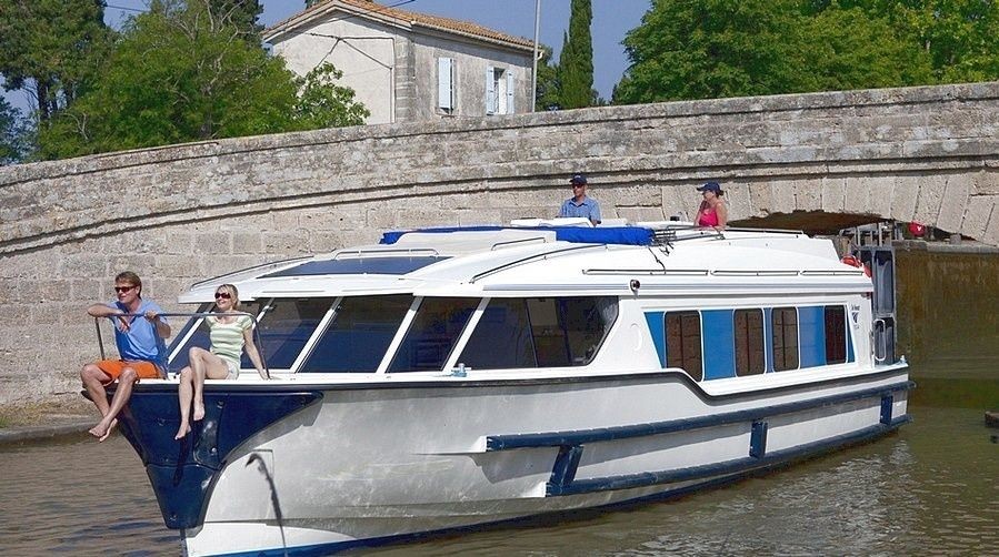 Le Boat Vision 3 - Boatscribe.com