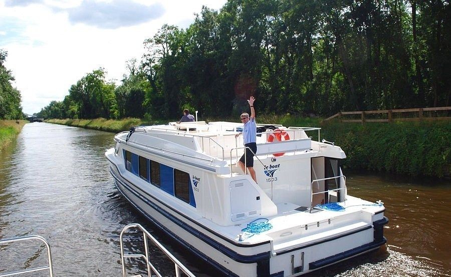 Le Boat Vision 3 - Boatscribe.com