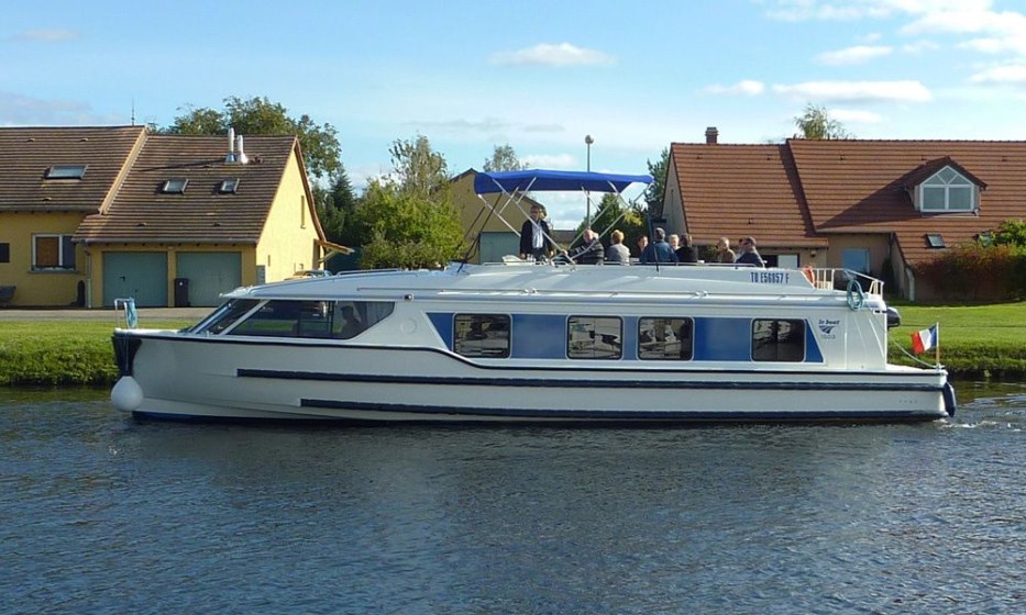 Le Boat Vision 3 - Boatscribe.com