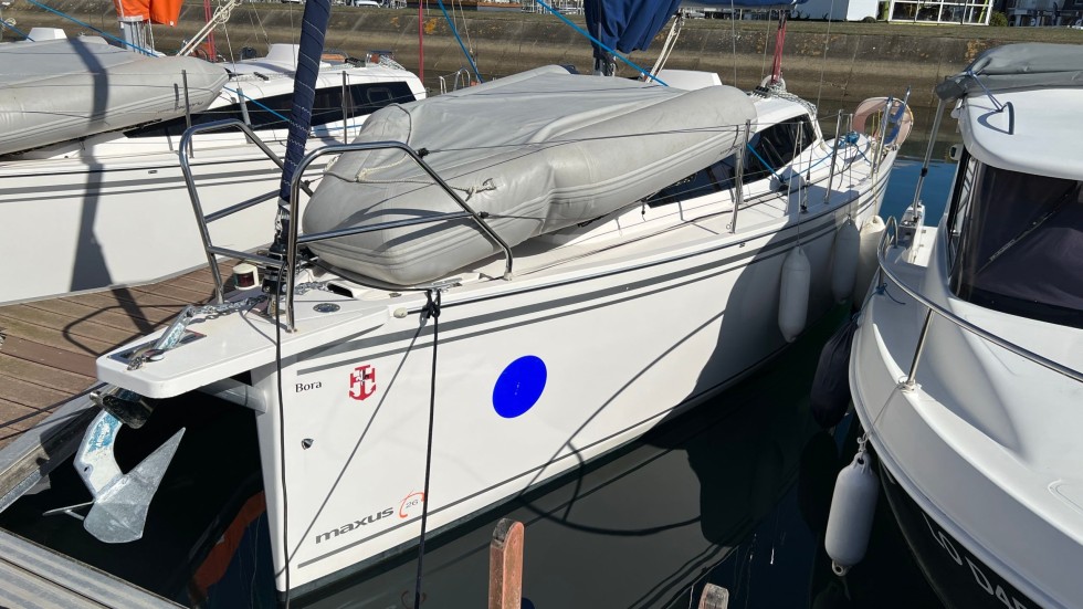 Maxus 26 Standard - Boatscribe.com