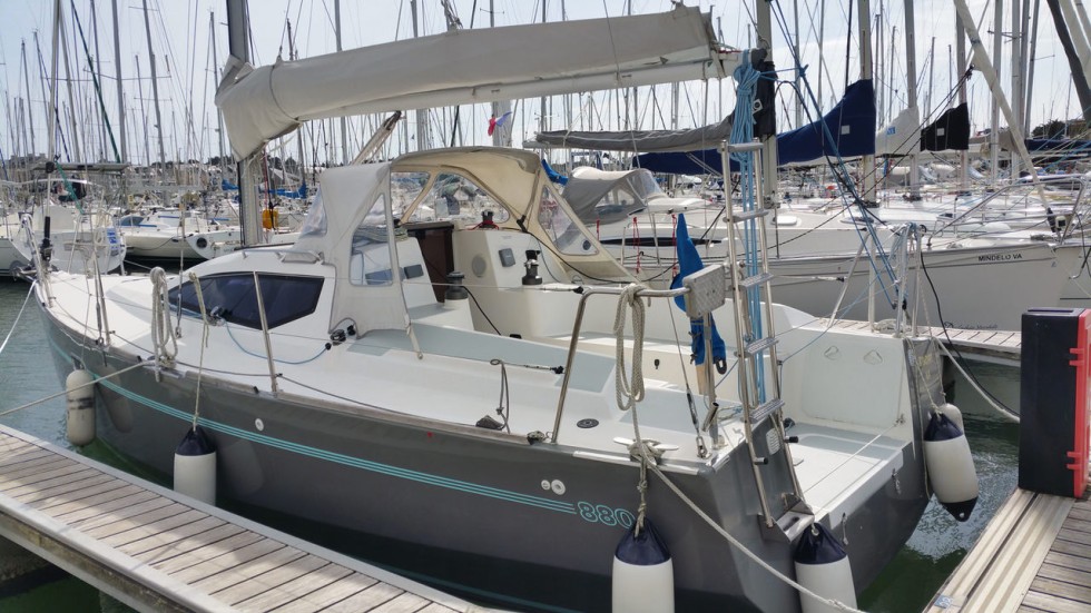 RM 880 - Boatscribe.com