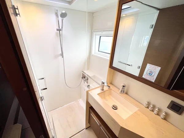 Lagoon 46 - Boatscribe.com