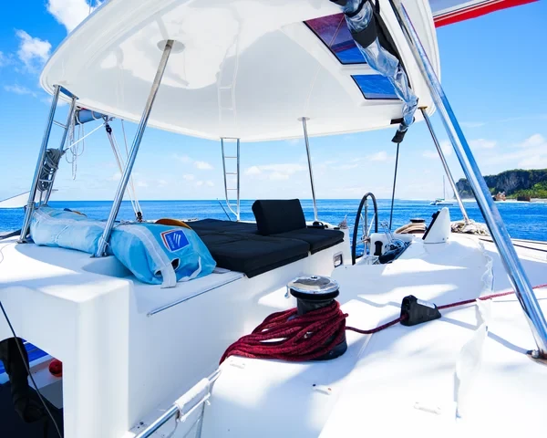 Lagoon 46 - Boatscribe.com