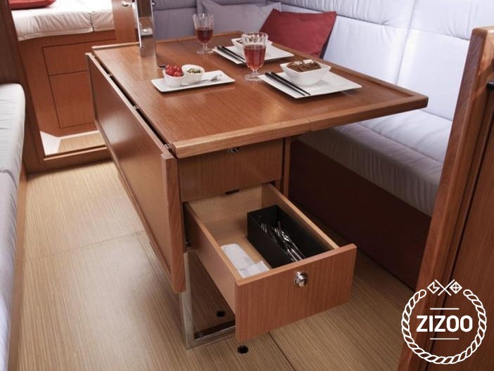 Bavaria 32 Cruiser - Boatscribe.com