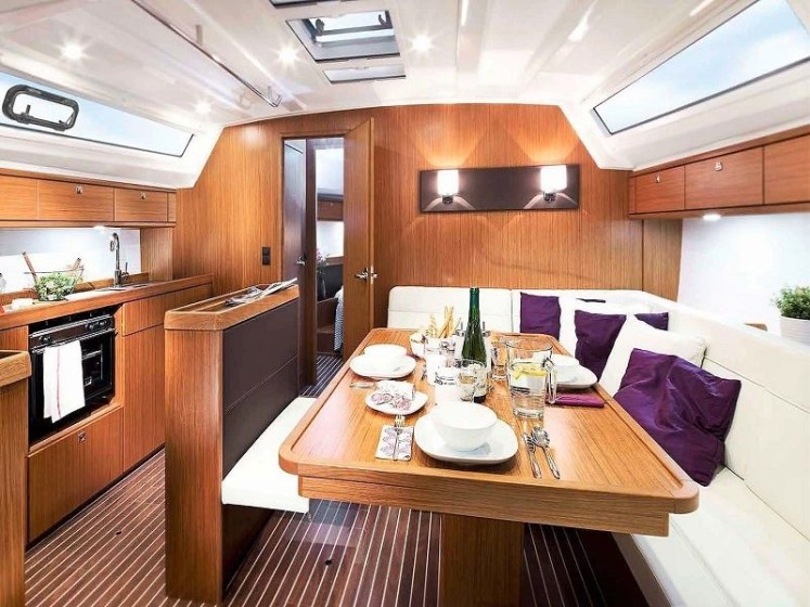Bavaria 46 Cruiser - Boatscribe.com