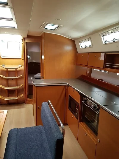 Bavaria 45 Cruiser - Boatscribe.com
