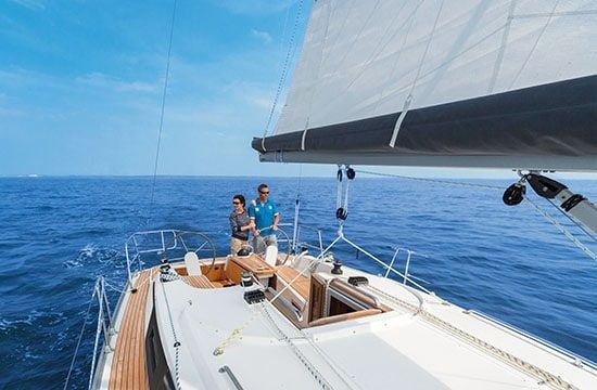Bavaria 34 Cruiser - Boatscribe.com