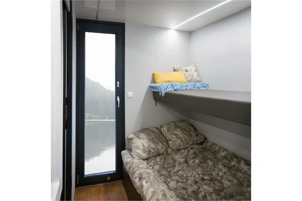 Campi 300 - Boatscribe.com