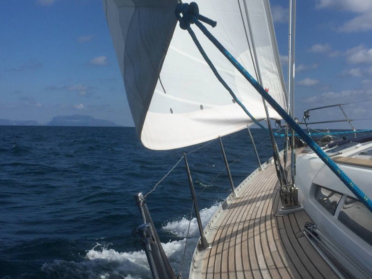 Sun Odyssey 52.2 - Boatscribe.com