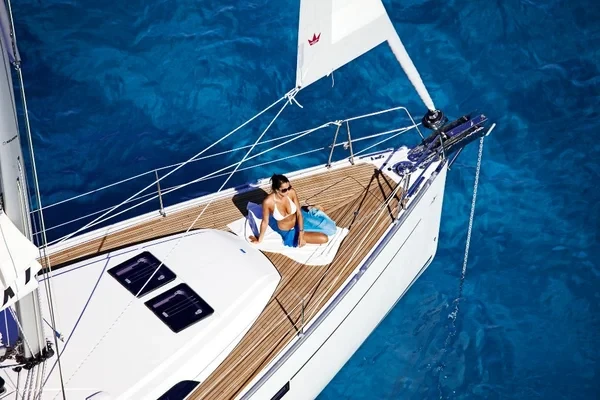 Bavaria 46 Cruiser - Boatscribe.com