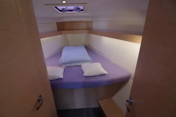 Elan 40 Impression - Boatscribe.com