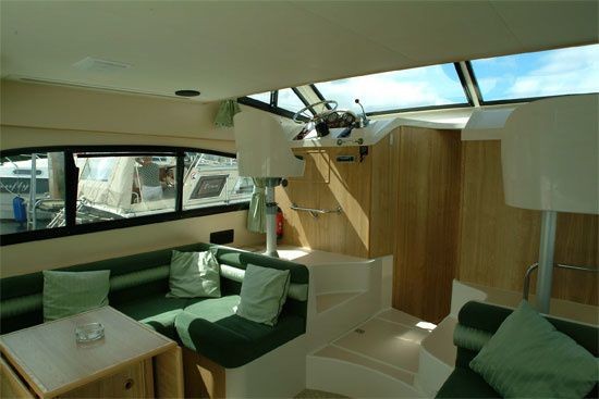 Le Boat Elegance - Boatscribe.com