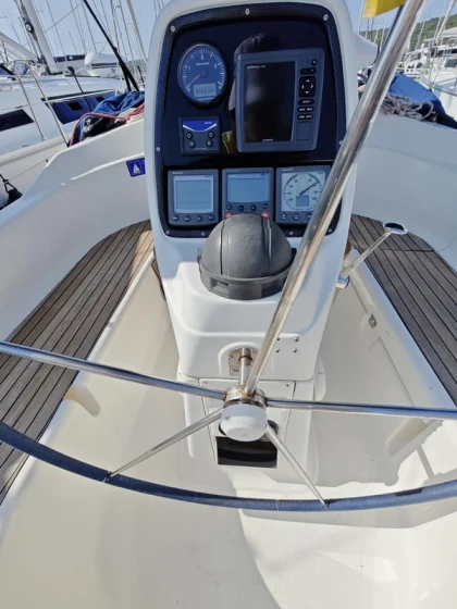 Bavaria 30 Cruiser - Boatscribe.com