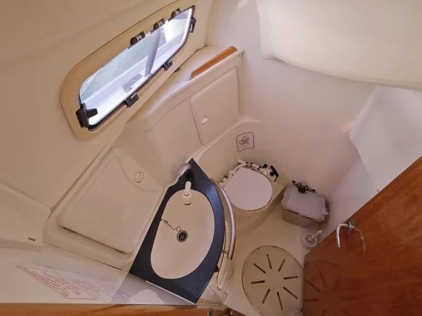 Bavaria 30 Cruiser - Boatscribe.com
