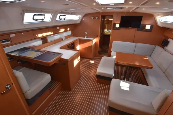 Bavaria 51 Cruiser - Boatscribe.com