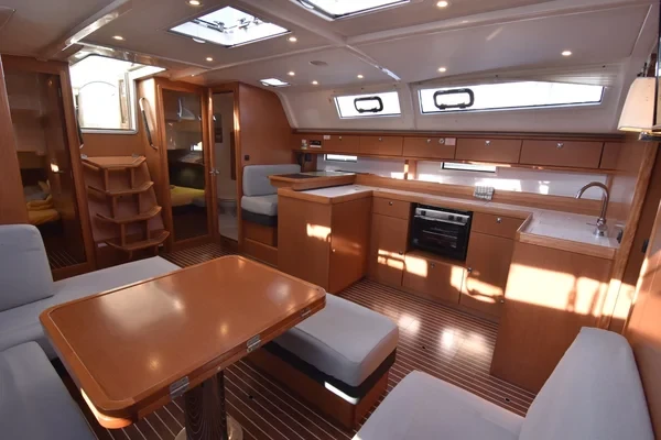 Bavaria 51 Cruiser - Boatscribe.com