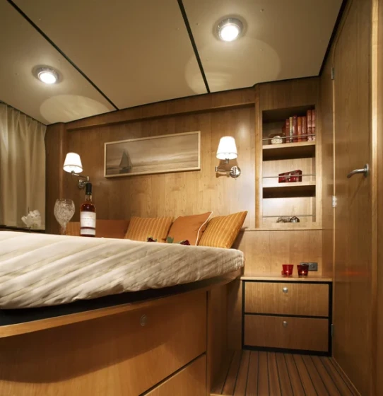 Grand Sturdy 40.9 AC - Boatscribe.com