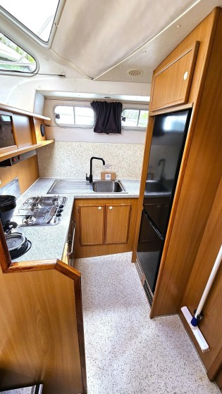 Tarpon 37 - Boatscribe.com