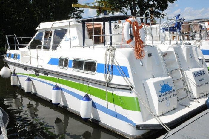 Tarpon 37 - Boatscribe.com