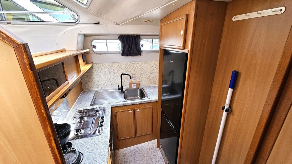 Tarpon 37 - Boatscribe.com