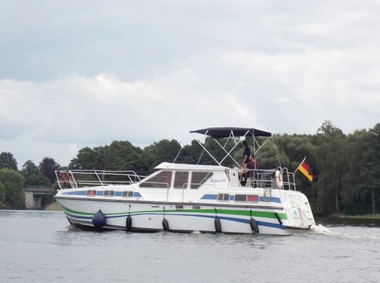 Tarpon 37 - Boatscribe.com