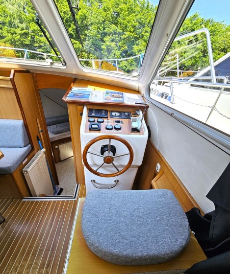 Tarpon 37 - Boatscribe.com