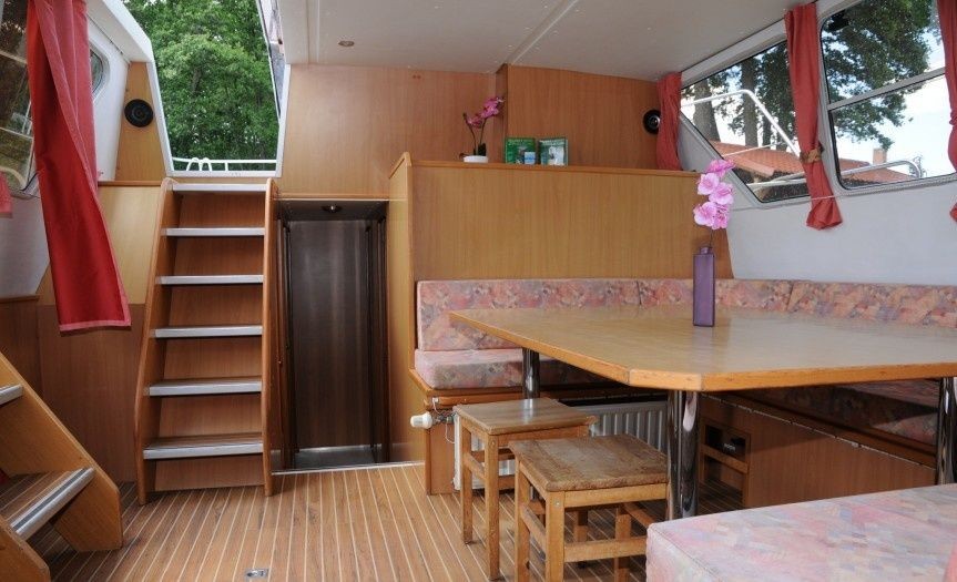 Tarpon 42 - Boatscribe.com