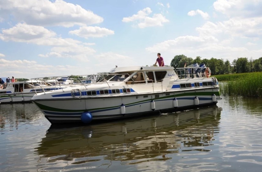 Tarpon 42 - Boatscribe.com