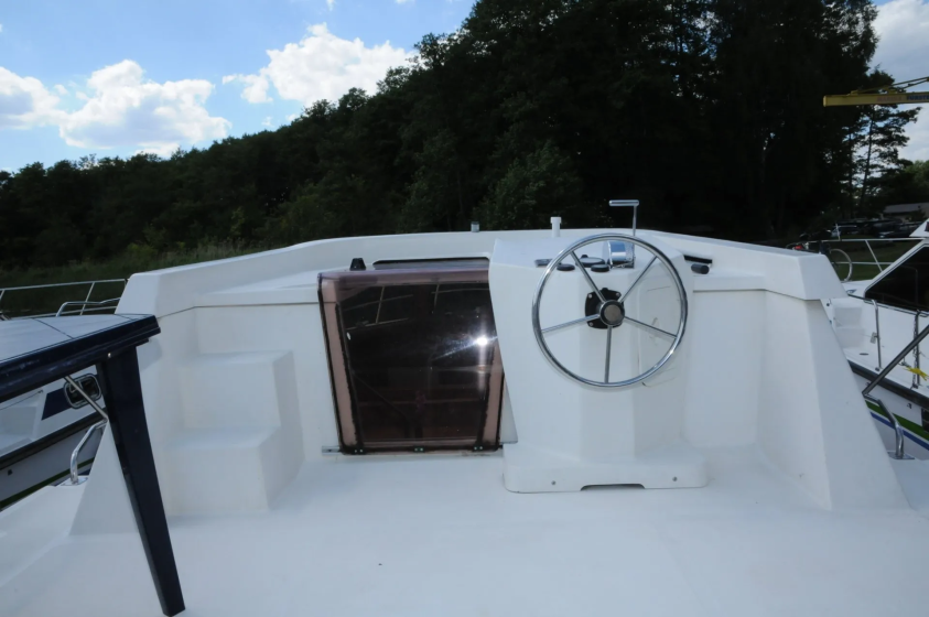 Tarpon 42 - Boatscribe.com