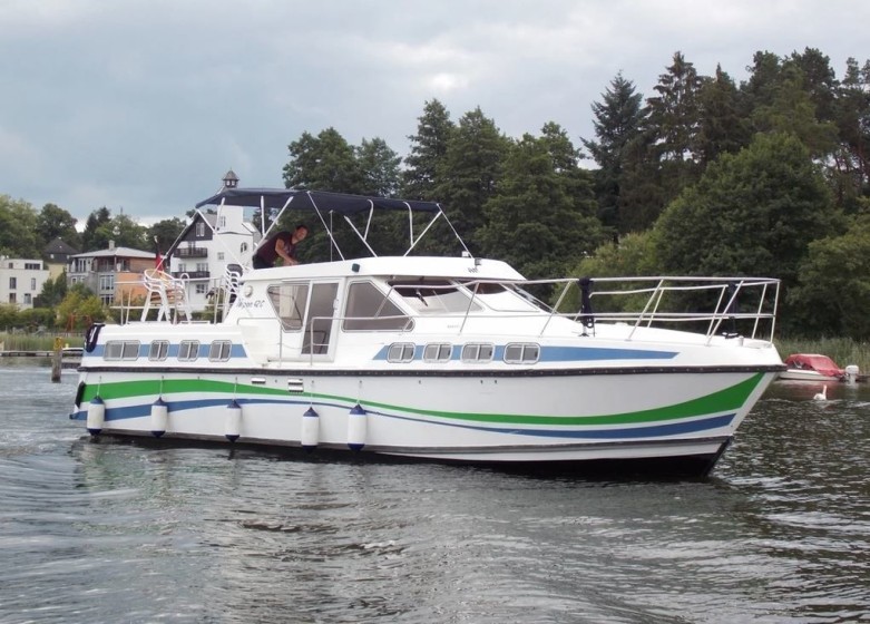 Tarpon 42 - Boatscribe.com