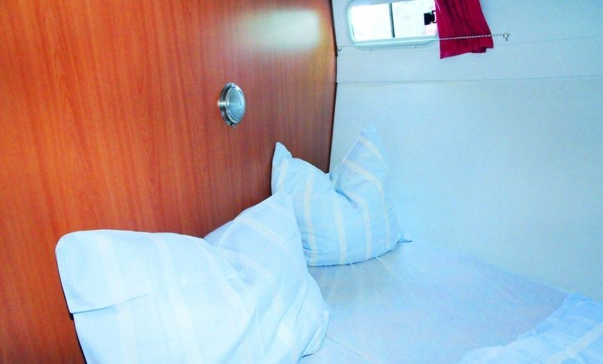 Tarpon 42 - Boatscribe.com