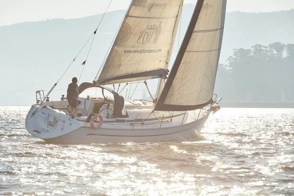 Bavaria 38 - Boatscribe.com