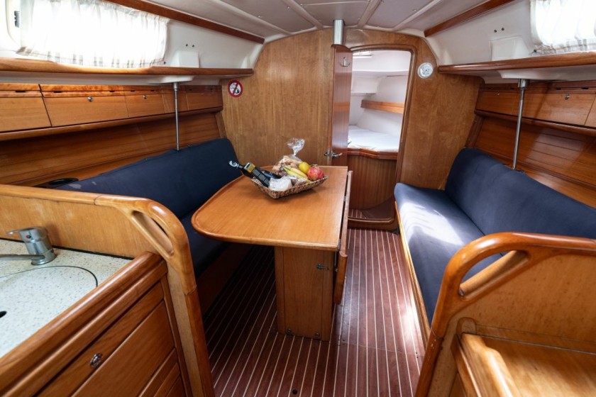 Bavaria 30 Cruiser - Boatscribe.com