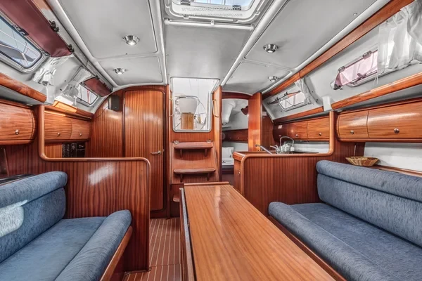 Bavaria 32 - Boatscribe.com