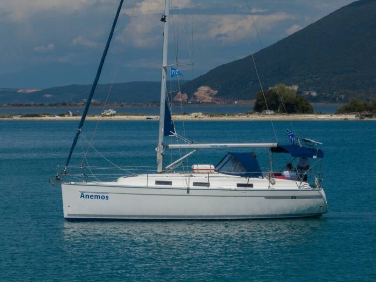 Bavaria 32 Cruiser - Boatscribe.com