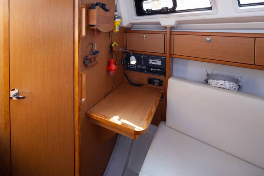 Bavaria 33 Cruiser - Boatscribe.com