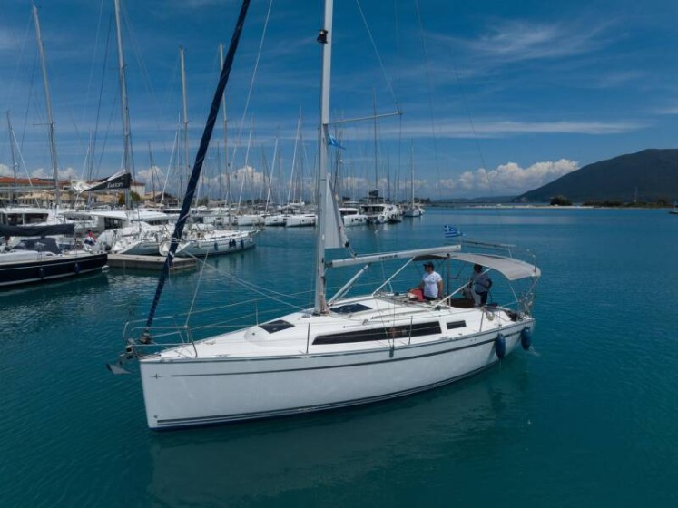 Bavaria 33 Cruiser - Boatscribe.com