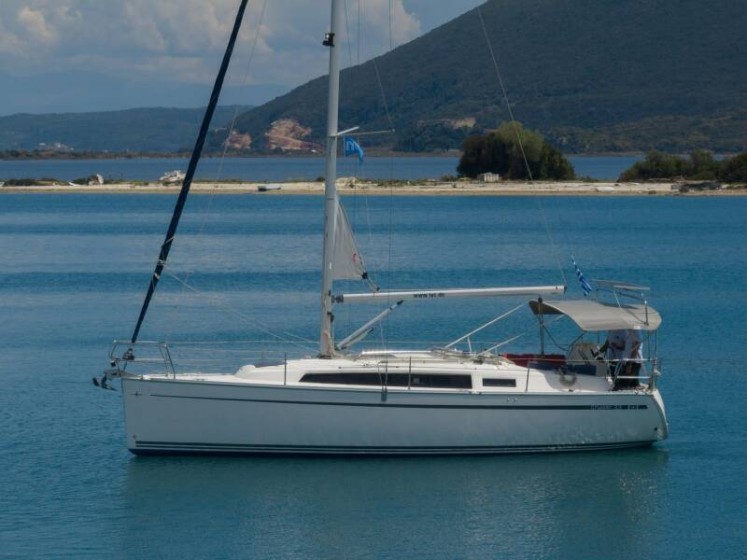 Bavaria 33 Cruiser - Boatscribe.com