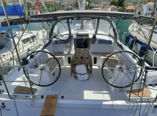 Oceanis 40.1 - Boatscribe.com