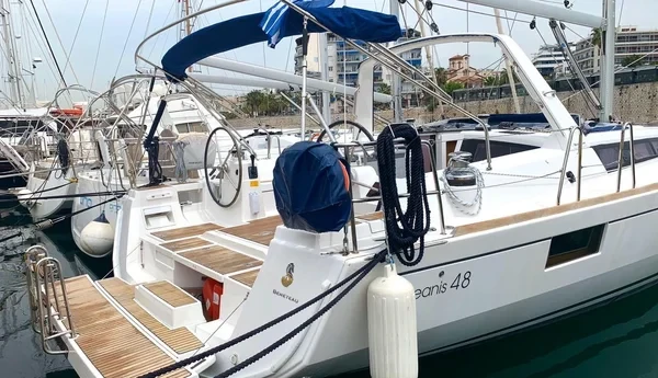 Oceanis 48 - Boatscribe.com
