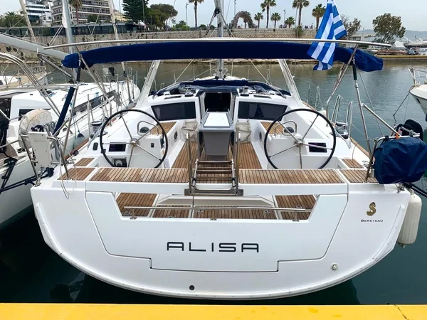 Oceanis 48 - Boatscribe.com