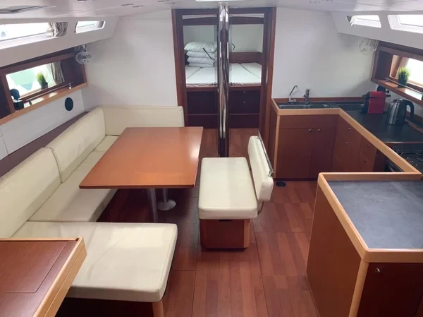 Oceanis 48 - Boatscribe.com